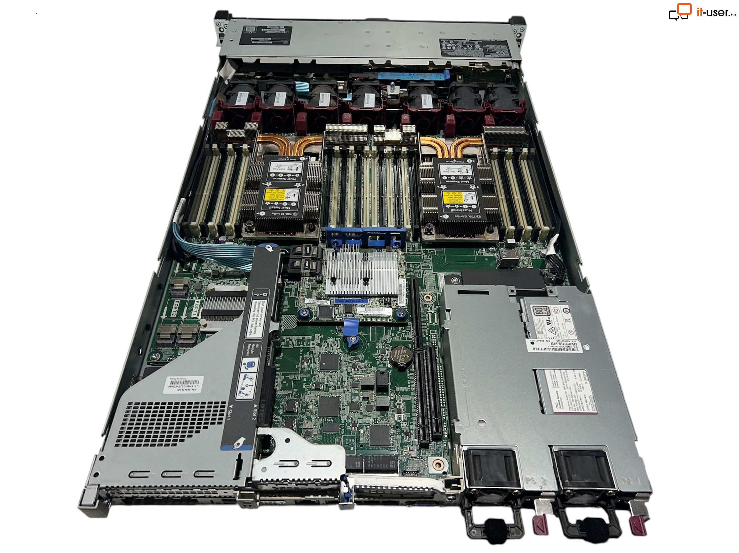 HP ProLiant DL360 Gen10 8xSFF / 2 x Platinum 8168 / 2 x 64GB 2400T / P408i-a / 2 x 500W